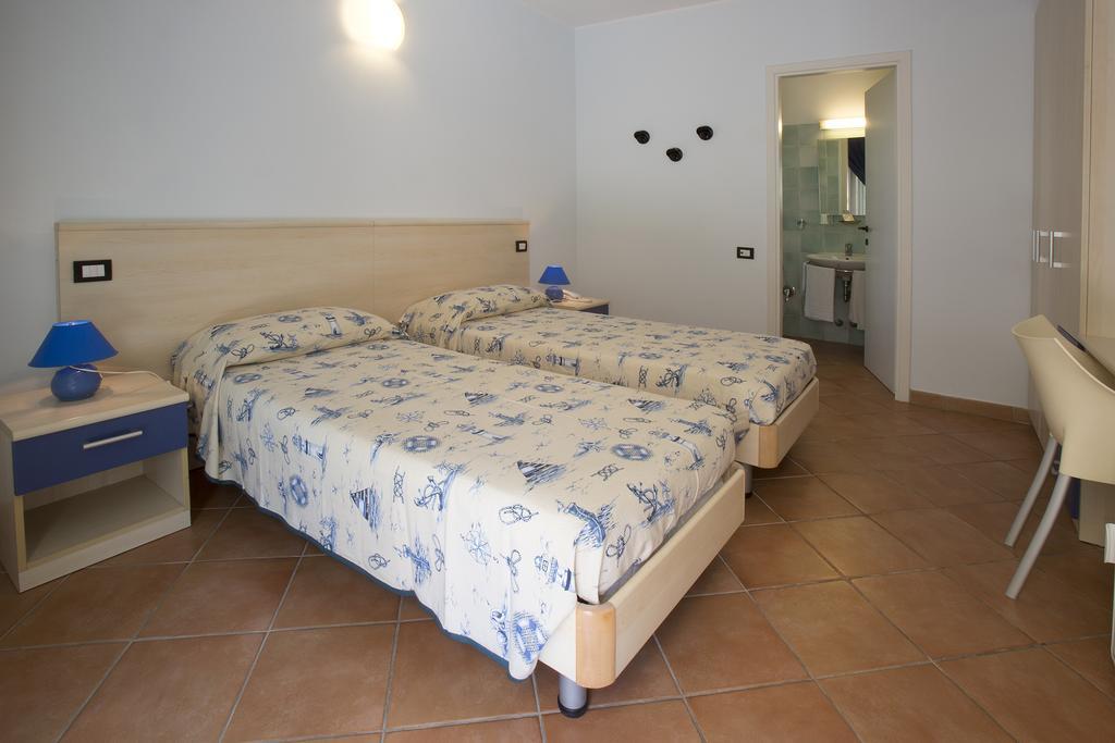 Hotel Vila Bahia Numana Phòng bức ảnh