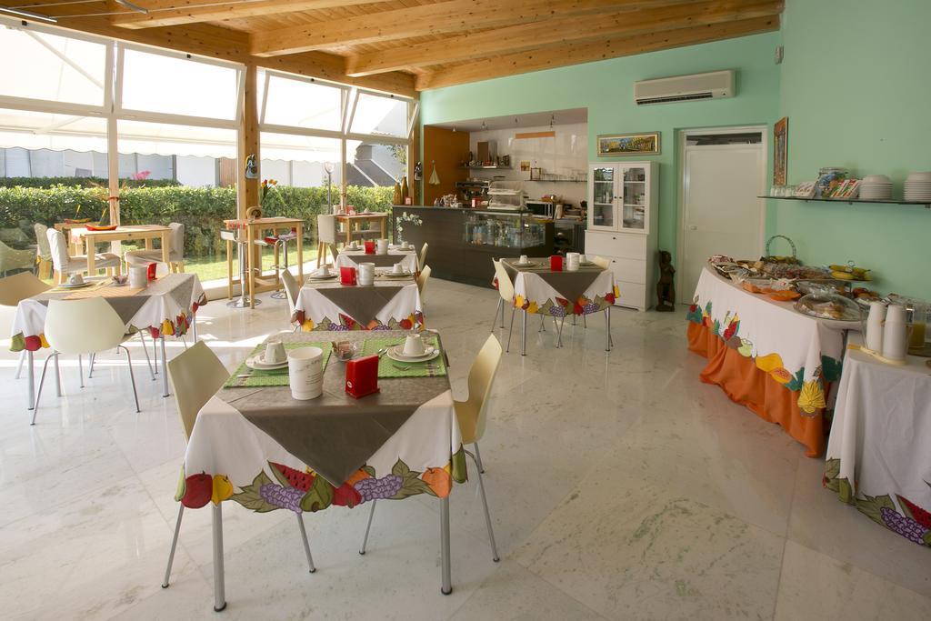 Hotel Vila Bahia Numana Ngoại thất bức ảnh